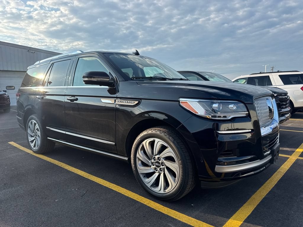 2023 Lincoln Navigator Reserve