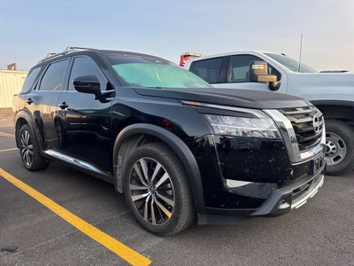 2024 Nissan Pathfinder Platinum