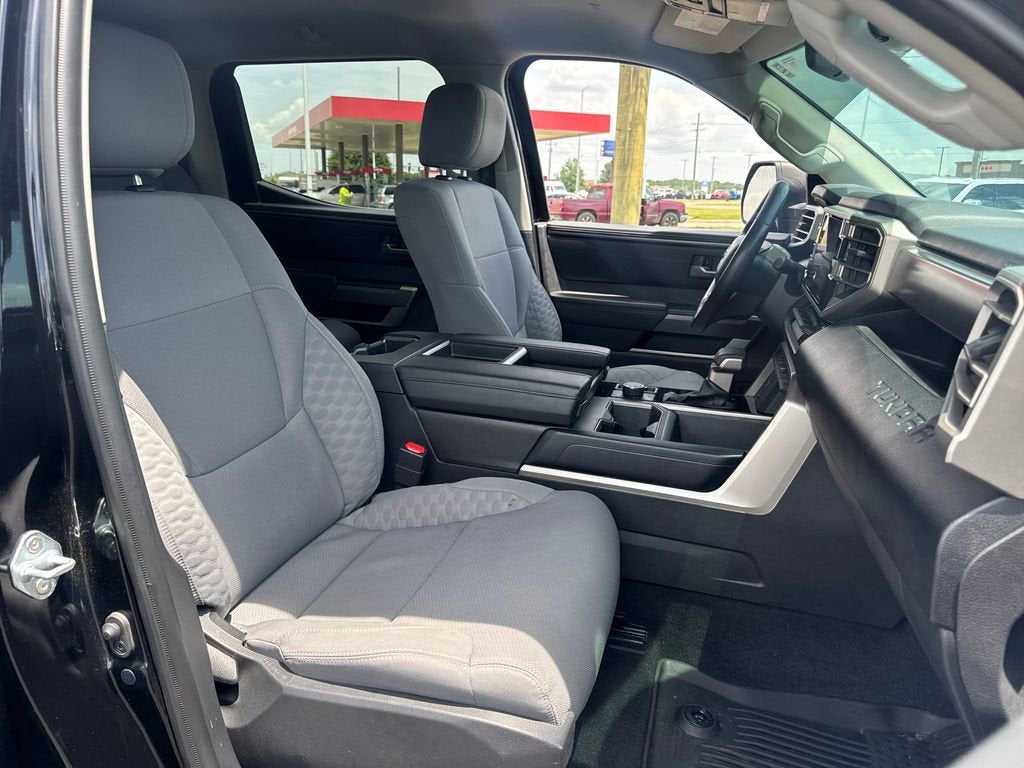 2023 Toyota Tundra 4WD SR5