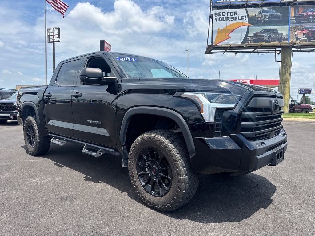 2023 Toyota Tundra 4WD SR5