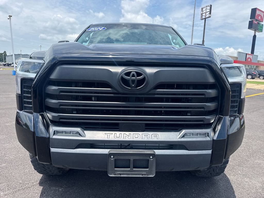 2023 Toyota Tundra 4WD SR5