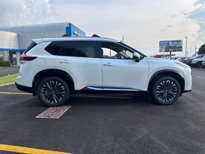2025 Nissan Rogue Platinum
