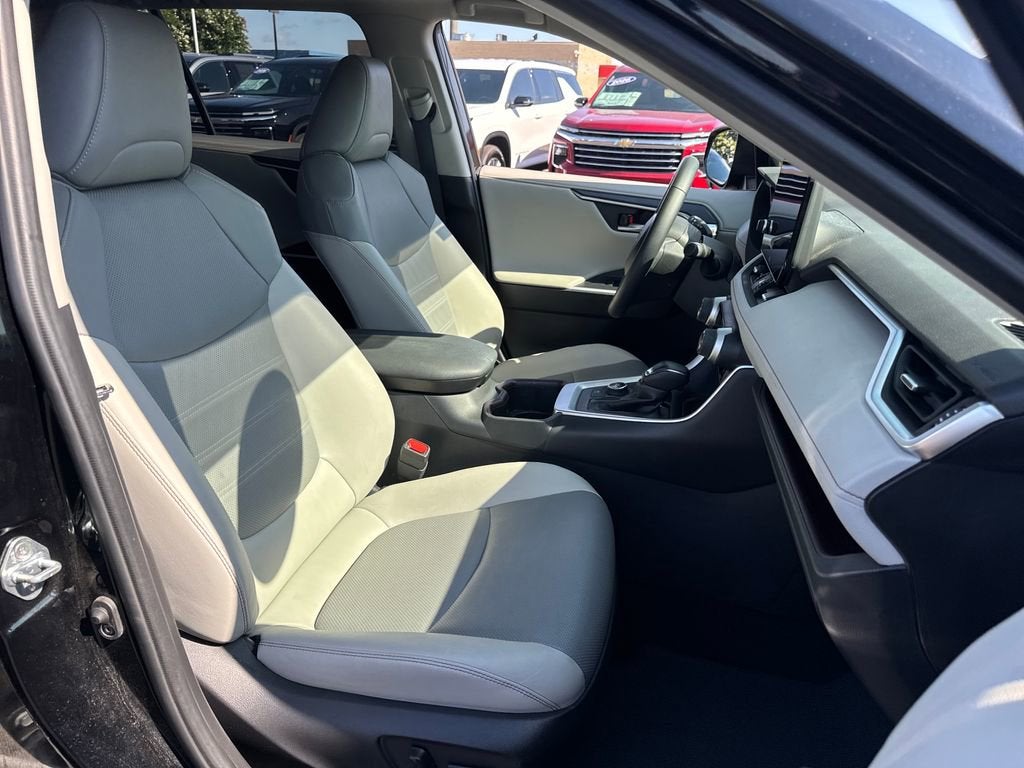 2025 Toyota RAV4 Hybrid Limited