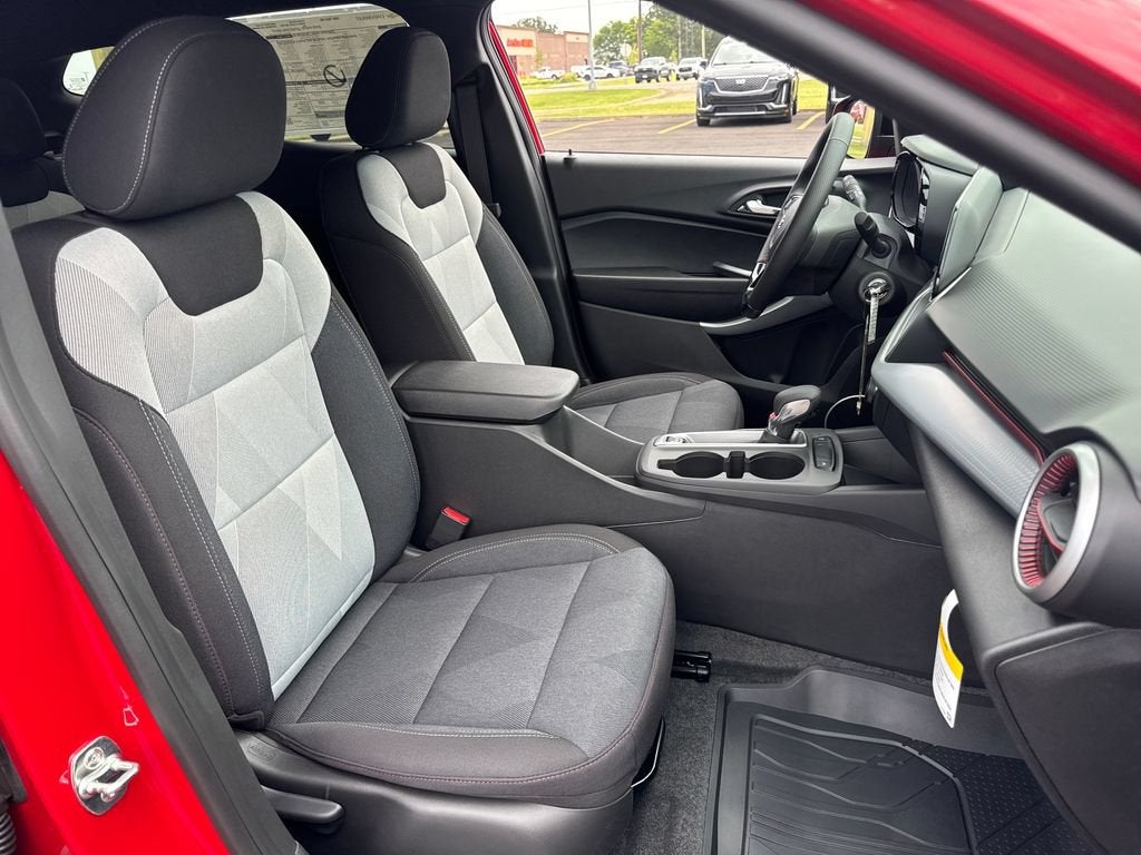 2026 Chevrolet Trax RS - Photo 12
