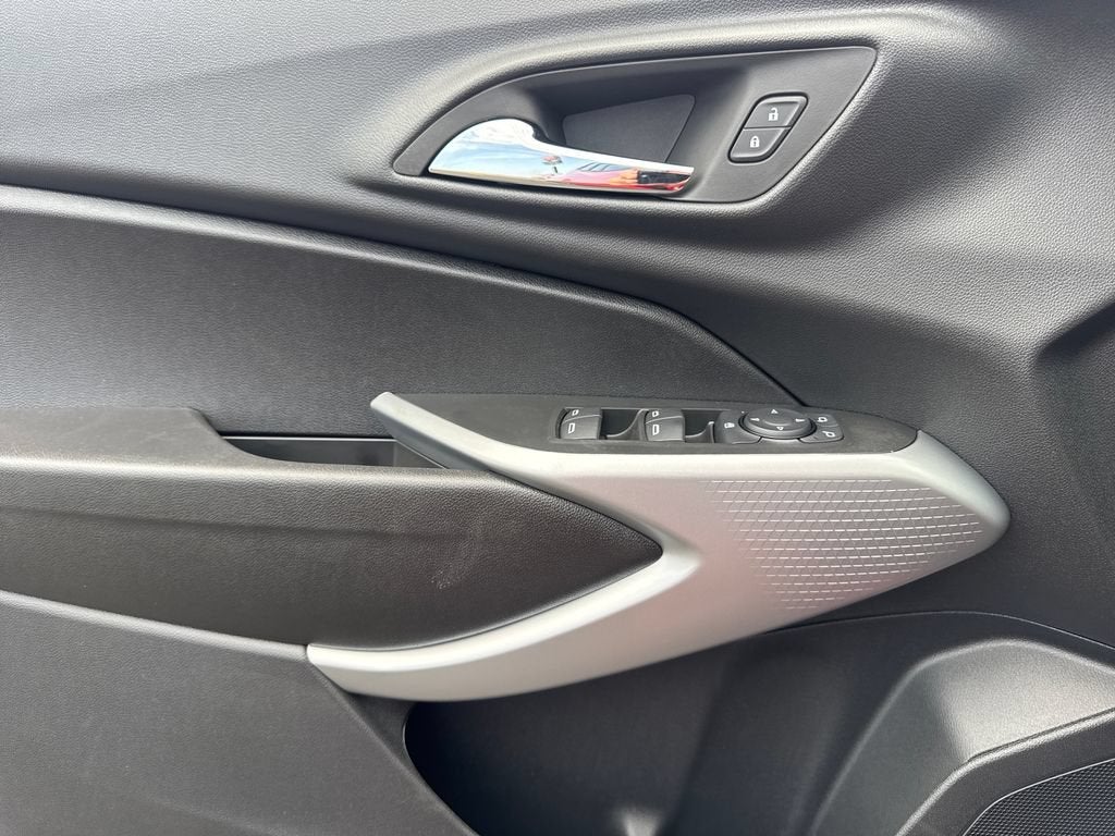 2026 Chevrolet Trax RS - Photo 16