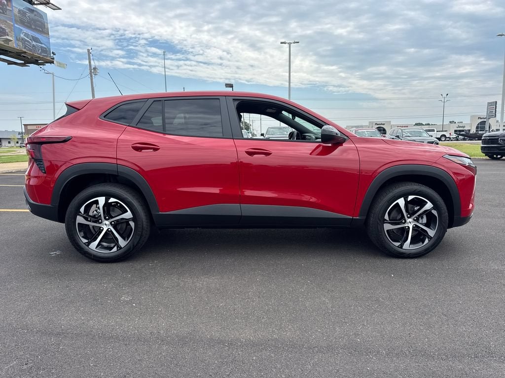 2026 Chevrolet Trax RS - Photo 8