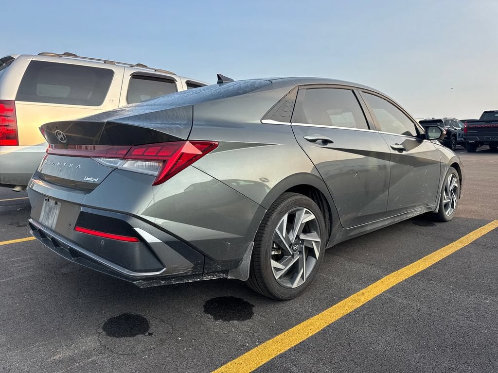 2024 Hyundai Elantra Limited