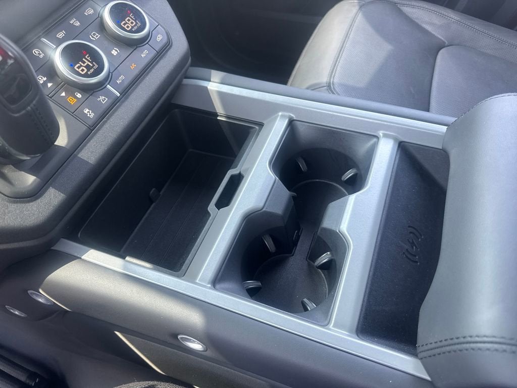 2025 Land Rover Defender Sedona Red Edition