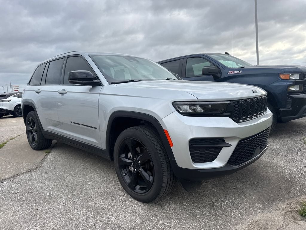 2023 Jeep Grand Cherokee Altitude