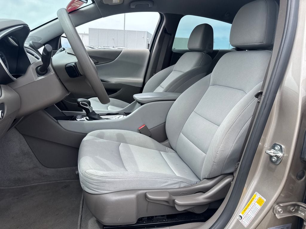 2022 Chevrolet Malibu LS 1LS