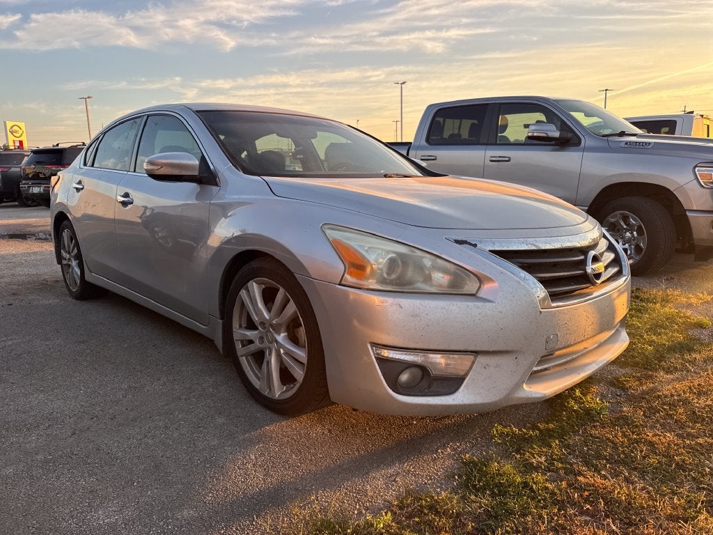 2013 Nissan Altima 3.5 SV