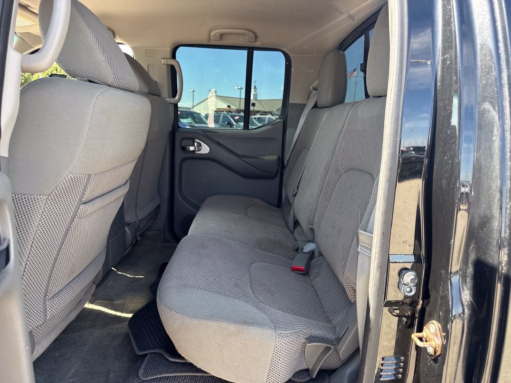 2016 Nissan Frontier SV