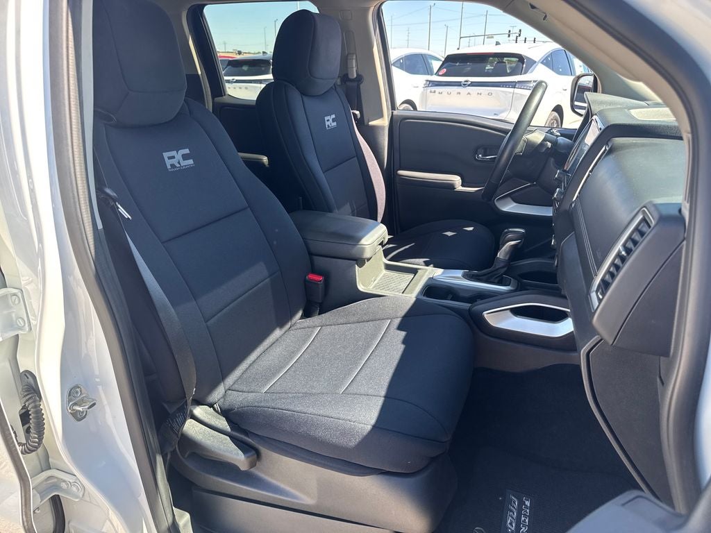 2023 Nissan Frontier SV
