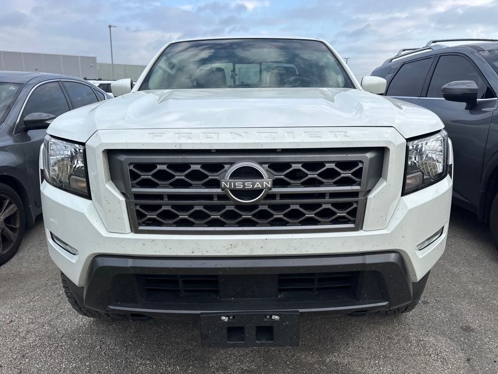 2023 Nissan Frontier SV