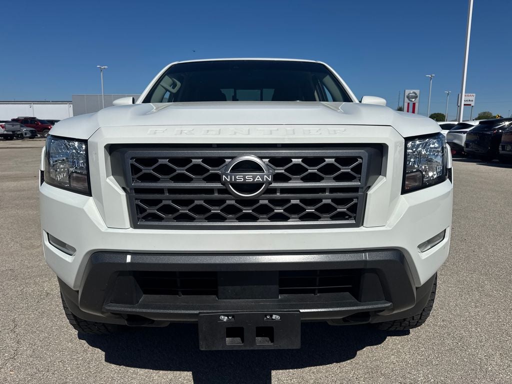2023 Nissan Frontier SV