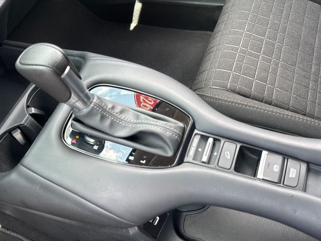 2026 Honda HR-V LX