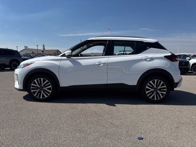 2022 Nissan Kicks SV