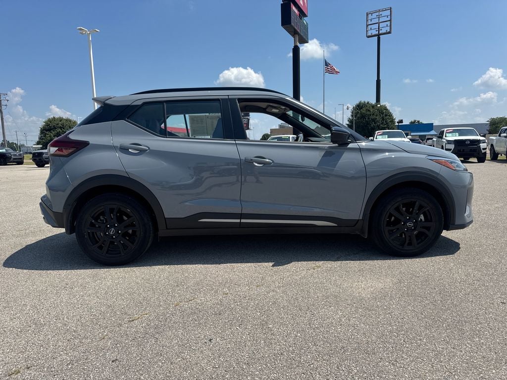 2024 Nissan Kicks SR