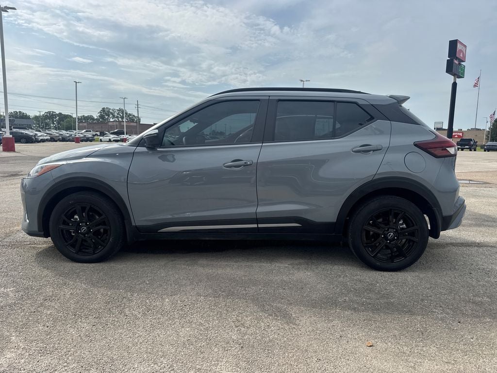 2024 Nissan Kicks SR