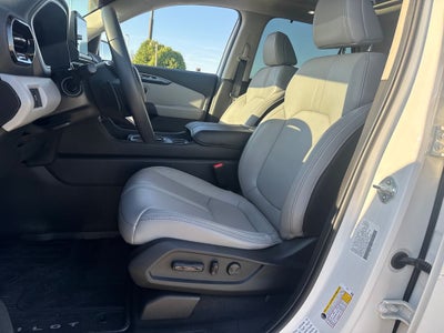 2025 Honda Pilot Touring