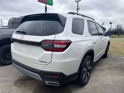2025 Honda Pilot Touring
