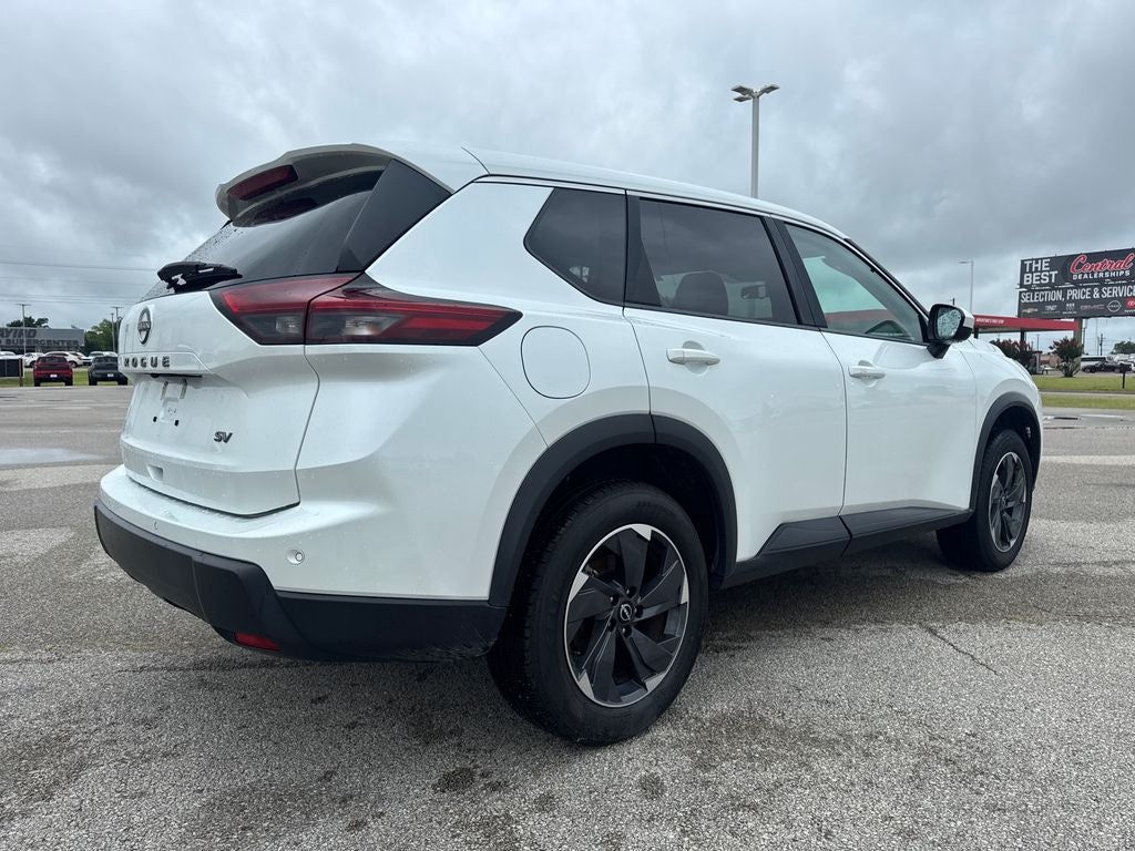 2024 Nissan Rogue SV