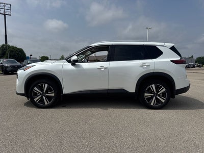 2024 Nissan Rogue SL