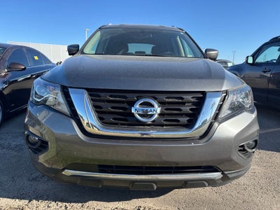 2020 Nissan Pathfinder SL