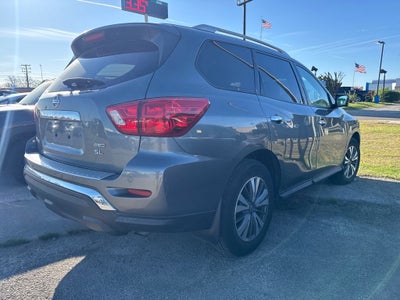 2020 Nissan Pathfinder SL
