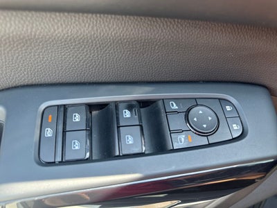 2023 Nissan Pathfinder SV