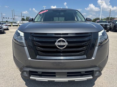 2022 Nissan Pathfinder SL