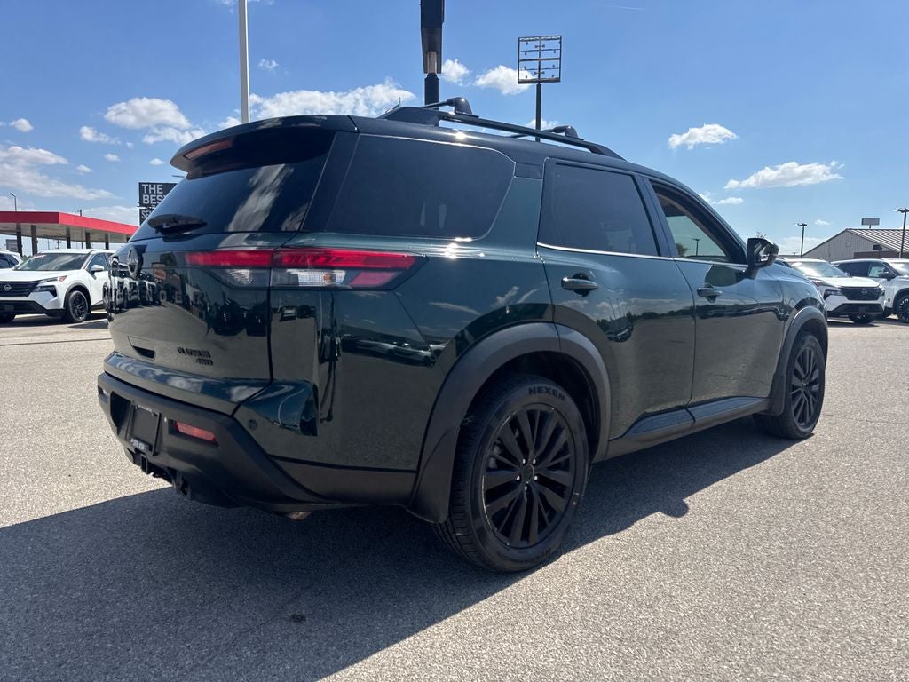 2024 Nissan Pathfinder Platinum