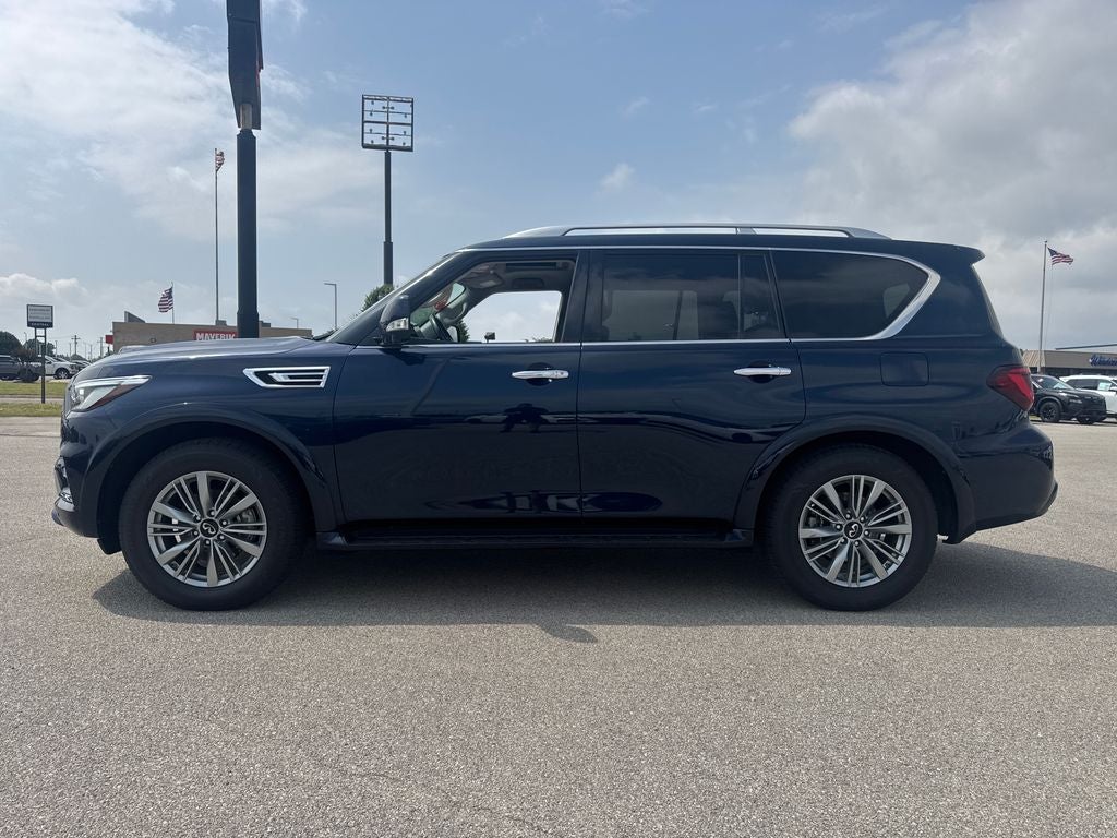 2024 INFINITI QX80 LUXE
