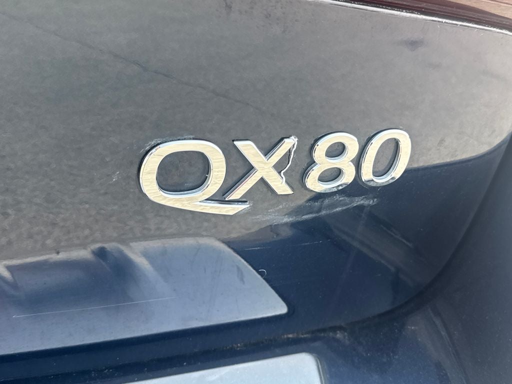 2024 INFINITI QX80 LUXE