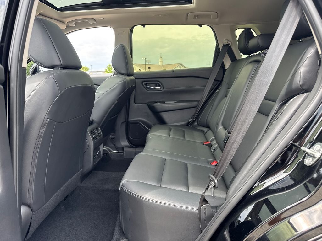 2025 Nissan Rogue SL