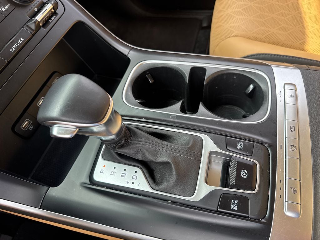 2023 Kia Carnival LX Seat Package