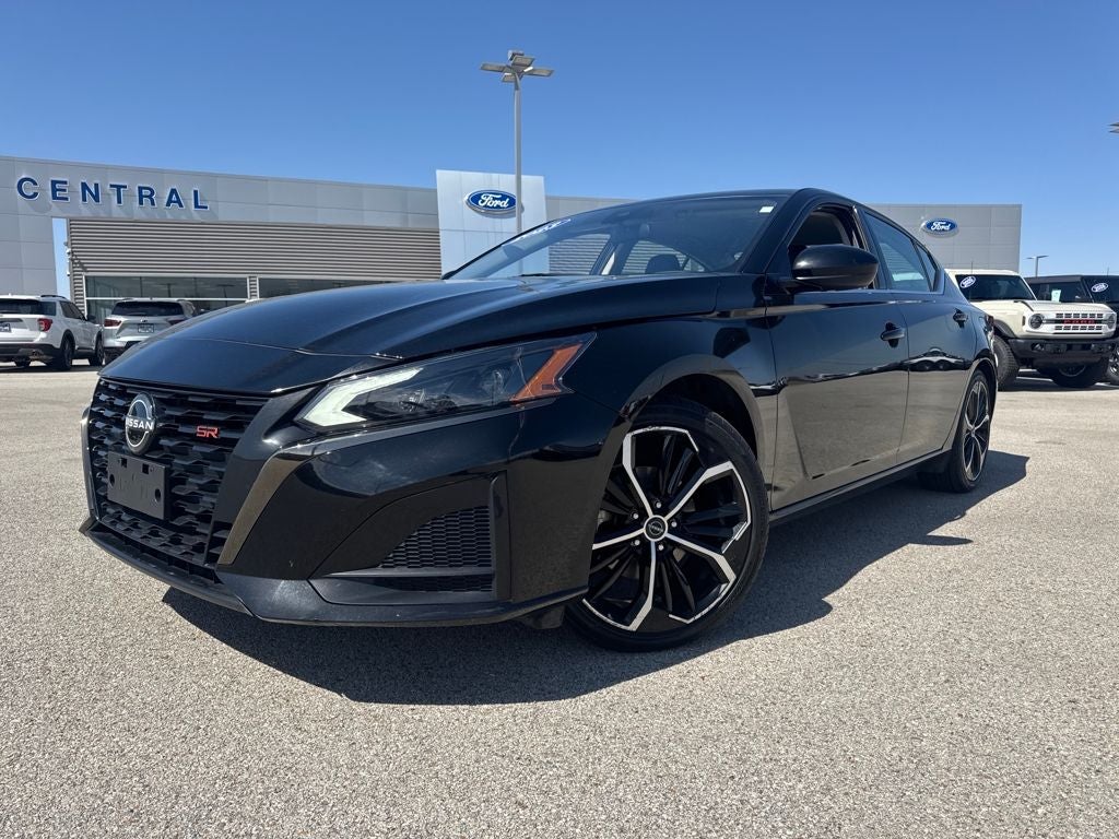 2023 Nissan Altima 2.5 SR