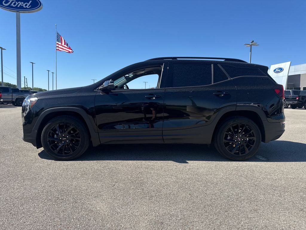 2023 GMC Terrain SLT