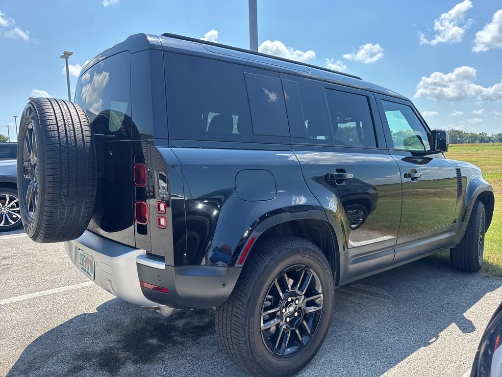 2025 Land Rover Defender 110 S
